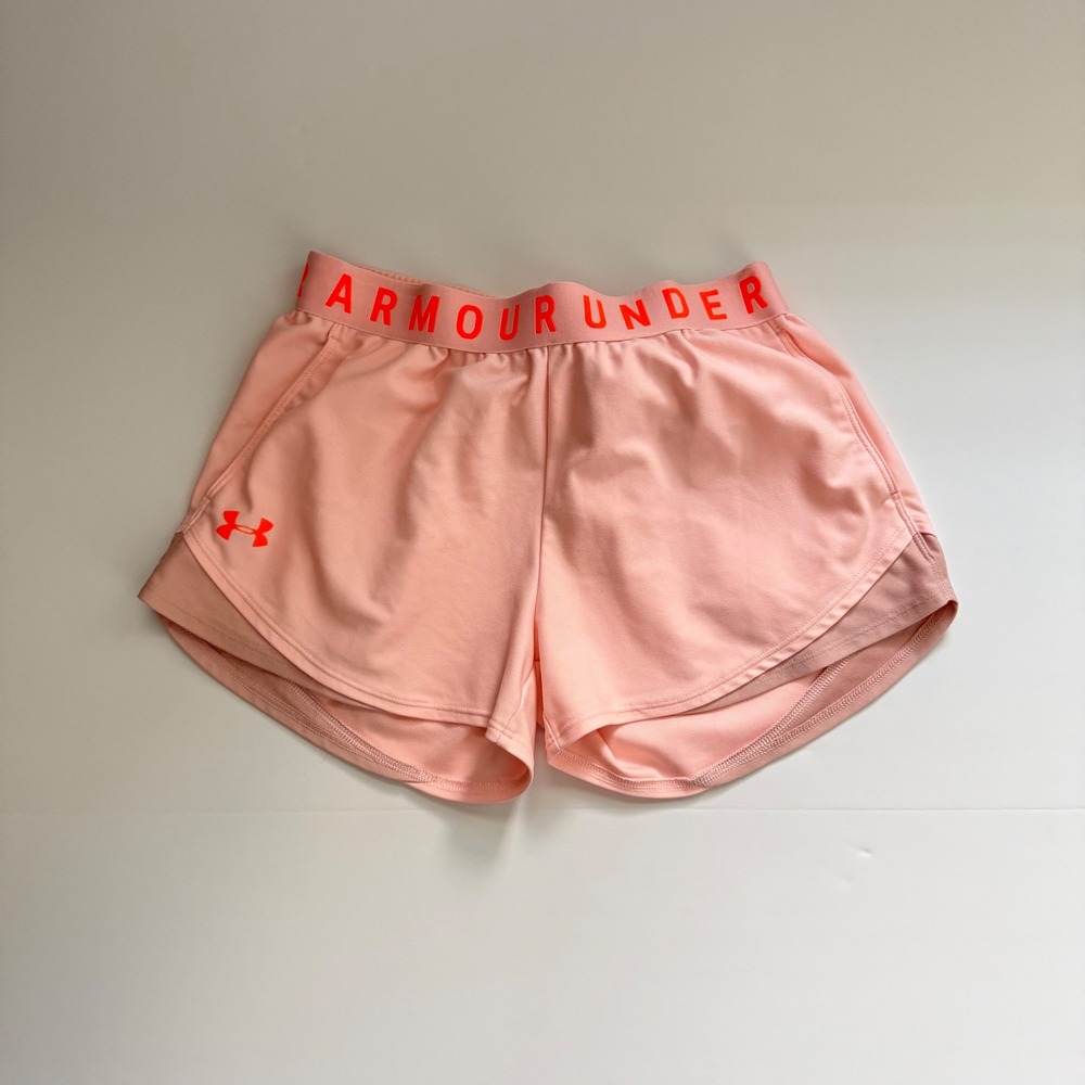 Under Armour play up 3.0 shorts with branded waistband size S